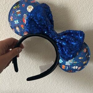 Loungefly Black and Blue Sequin Headband